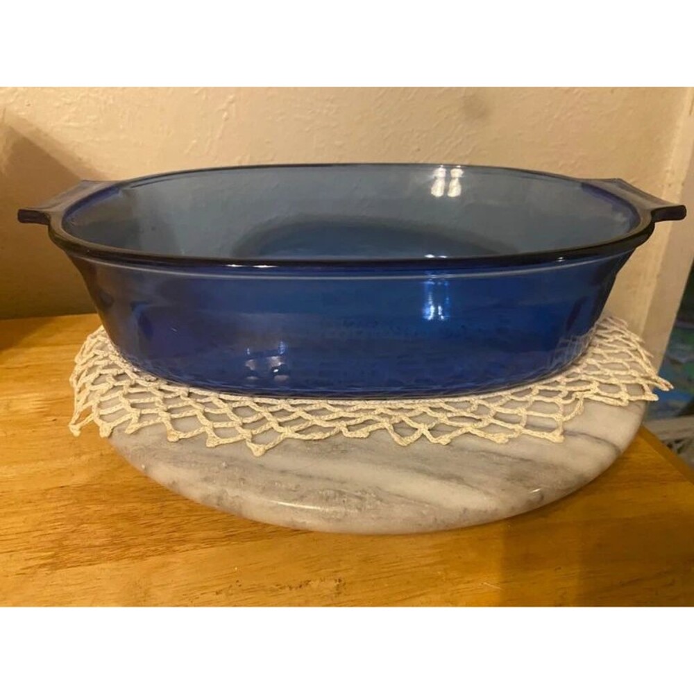 Vintage Cobalt Blue Pyrex Oval Casserole Baking Dish #702 - 2.5 Qt / 2 Qt